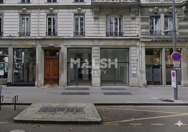 Plus de détails pour Local commercial à louer