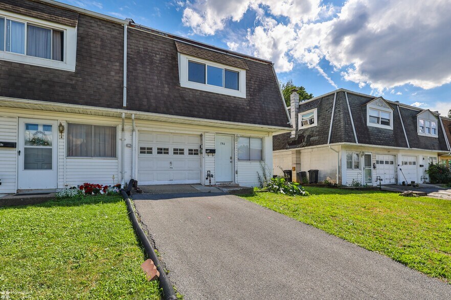 750-754 Green St (Allentown) - 3 SFHs portefeuille de 3 biens à vendre sur LoopNet.fr - Photo de l’immeuble – Image 1 sur 5