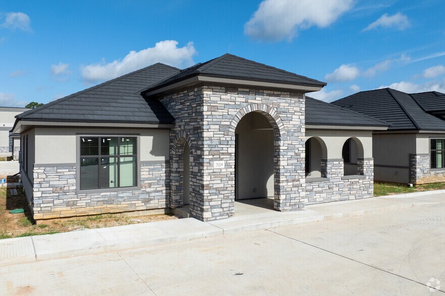 25201 FM 2978 Rd, Tomball, TX à vendre - Photo de l’immeuble – Image 3 sur 20