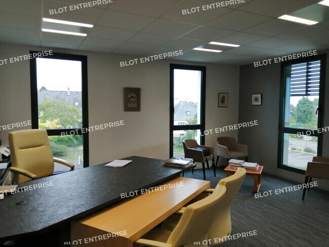 Plus de détails pour Bureau à vendre