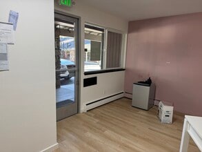 2074 Lake Tahoe Blvd, South Lake Tahoe, CA à louer Photo intérieure– Image 2 sur 12