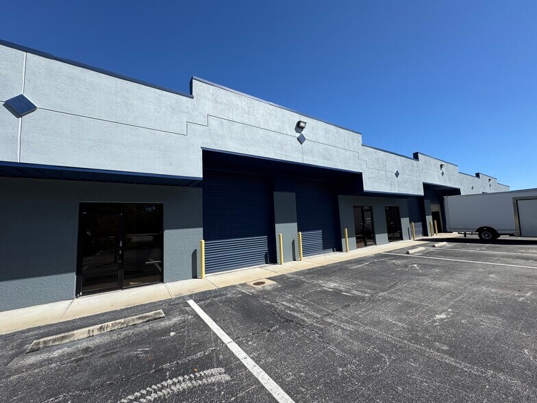 1424 Hamlin Ave, Saint Cloud, FL à louer - Photo de l’immeuble – Image 2 sur 9