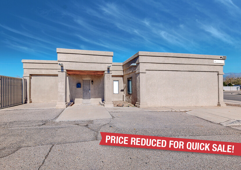 5717 Edith Btm NW, Albuquerque, NM à louer - Photo de l’immeuble – Image 1 sur 18