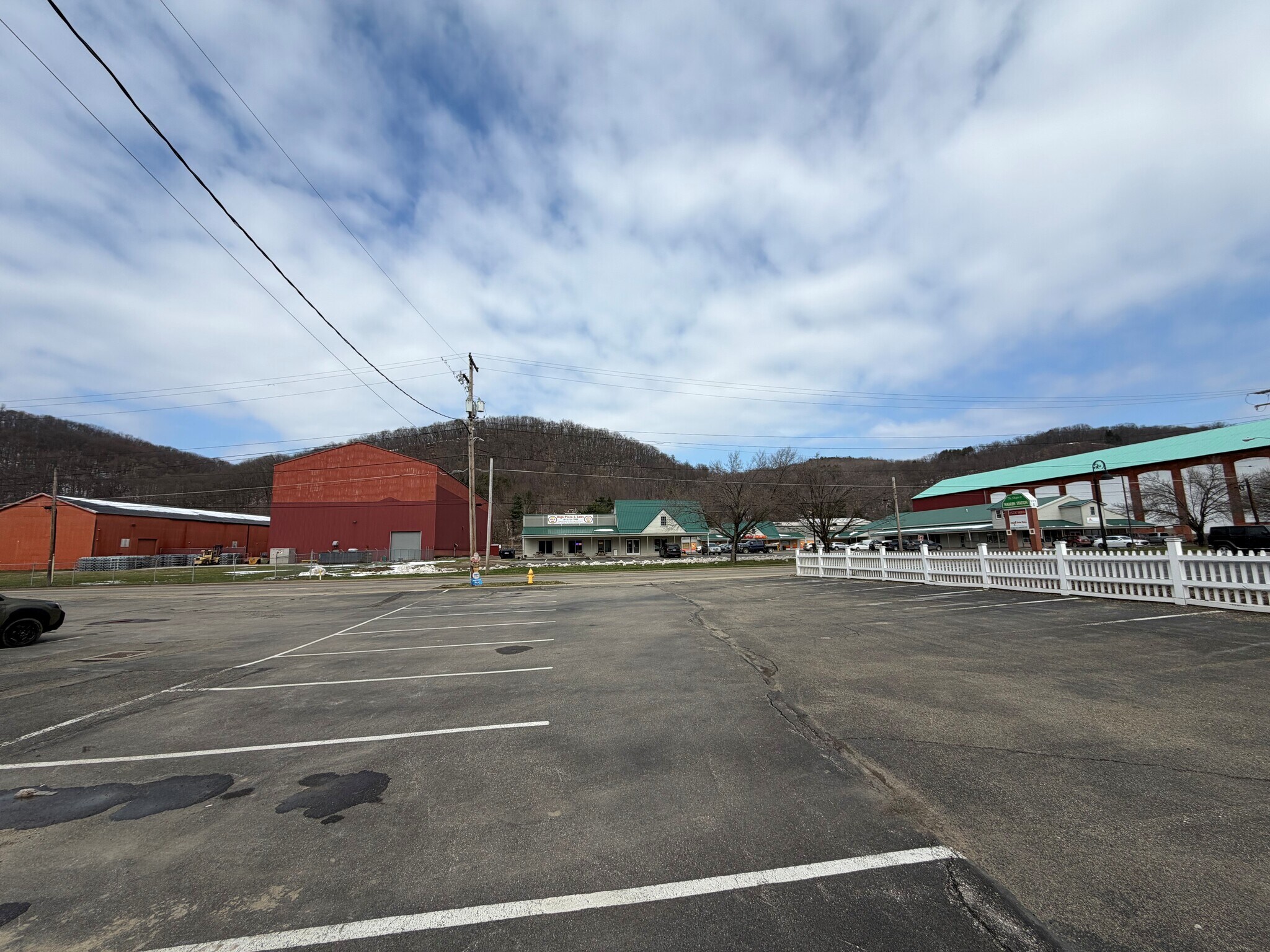 1000 Pennsylvania Ave W, Warren, PA à vendre Photo principale– Image 1 sur 2