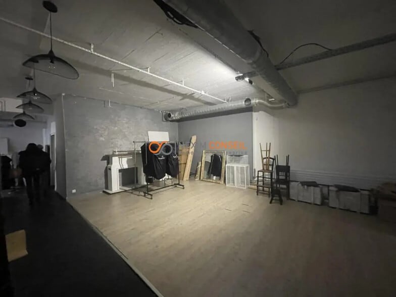 Bureau dans Levallois-Perret à louer - Photo de l’immeuble – Image 3 sur 8