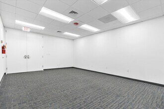 12000 Biscayne Blvd, Miami, FL à louer Photo intérieure– Image 1 sur 15