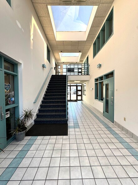 303 Market St, Kingston, PA à louer - Hall d’entrée – Image 3 sur 4
