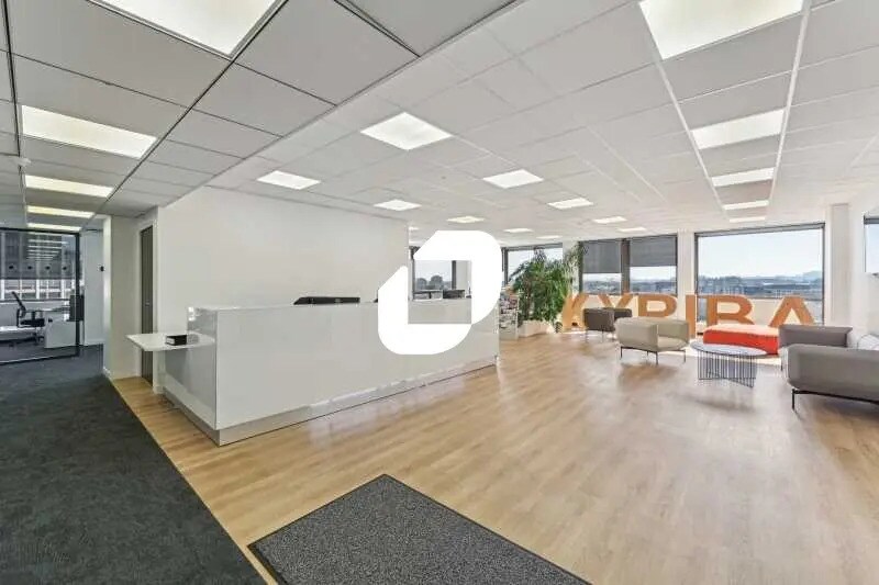 Bureau dans Saint-Cloud à louer - Photo de l’immeuble – Image 2 sur 16