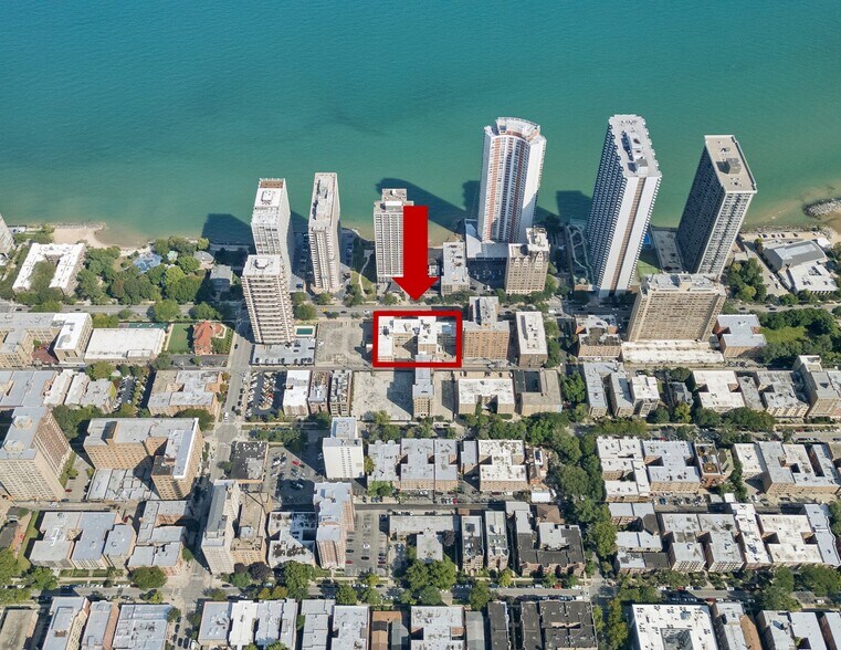 6130 N Sheridan Rd, Chicago, IL à vendre - Photo de l’immeuble – Image 2 sur 6