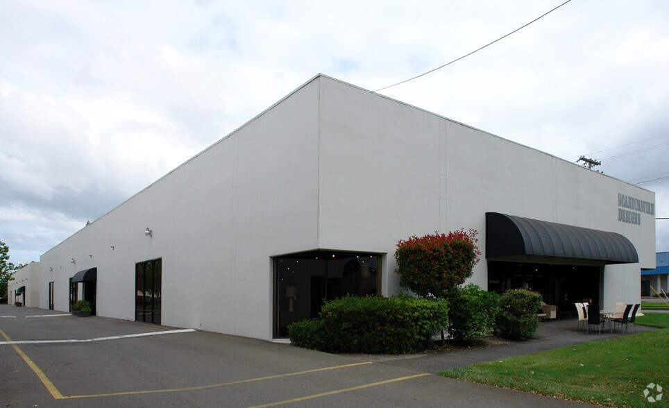3480 Industrial Dr, Santa Rosa, CA à louer - Photo de l’immeuble – Image 3 sur 3