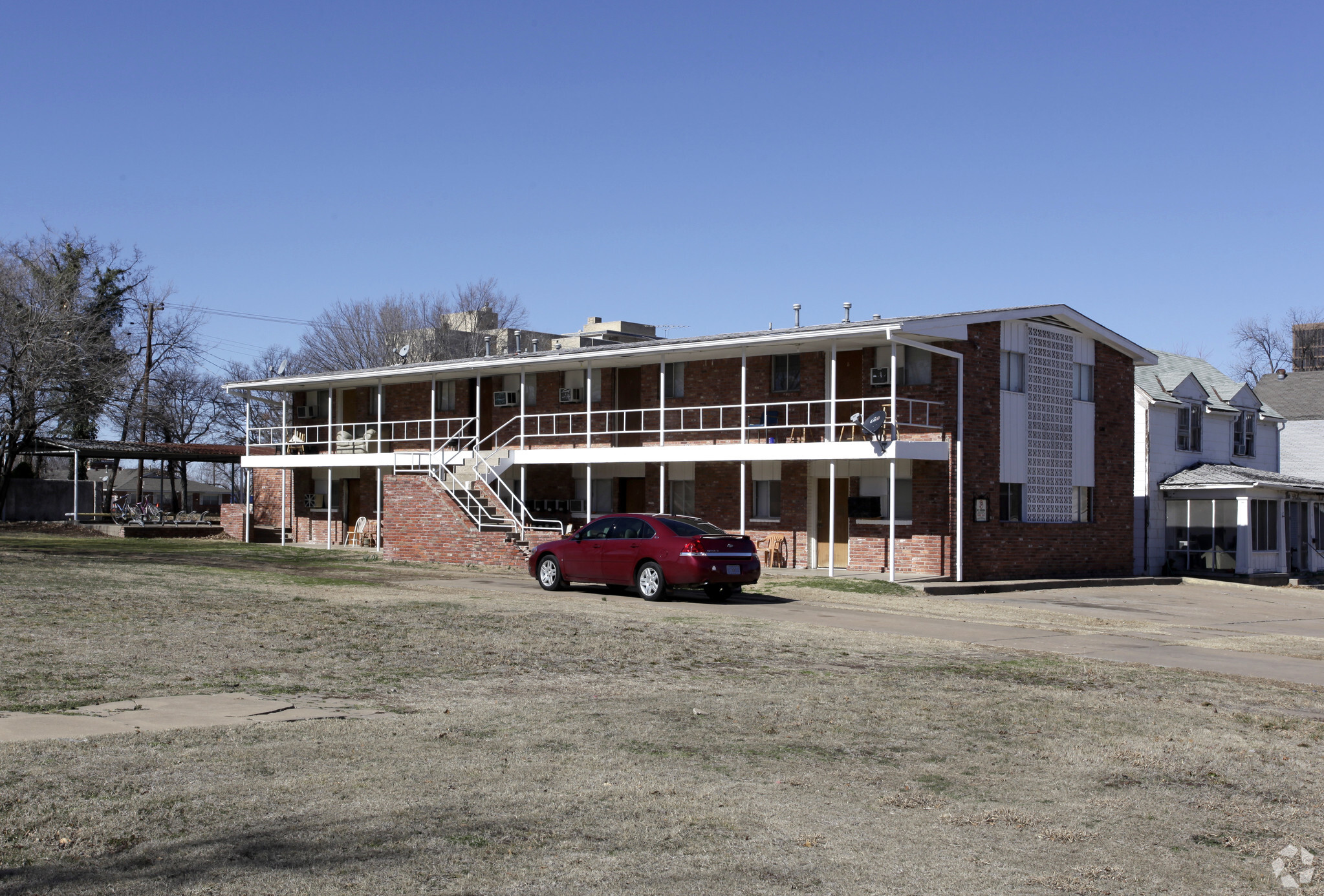 915 Dewey Ave, Bartlesville, OK à vendre Photo principale– Image 1 sur 3