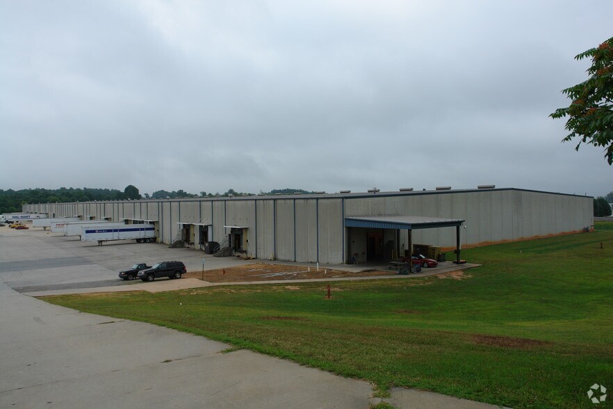 2727 Salisbury Hwy, Statesville, NC à louer - Photo de l’immeuble – Image 3 sur 7