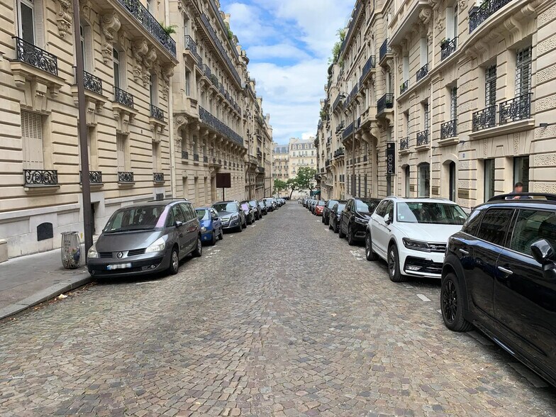 Bureau dans Paris à louer - Photo de l’immeuble – Image 1 sur 1