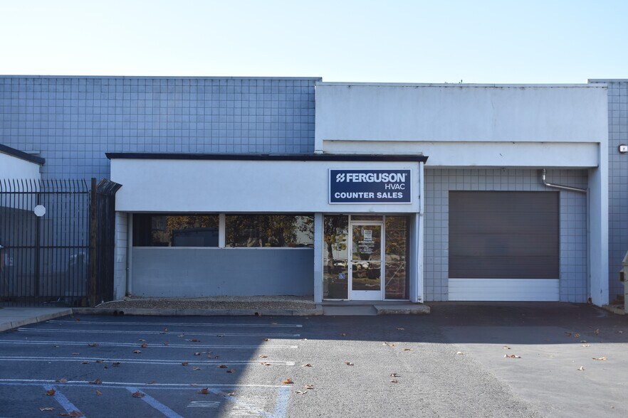 149 Granada Dr, San Luis Obispo, CA à louer - Photo de l’immeuble – Image 3 sur 4