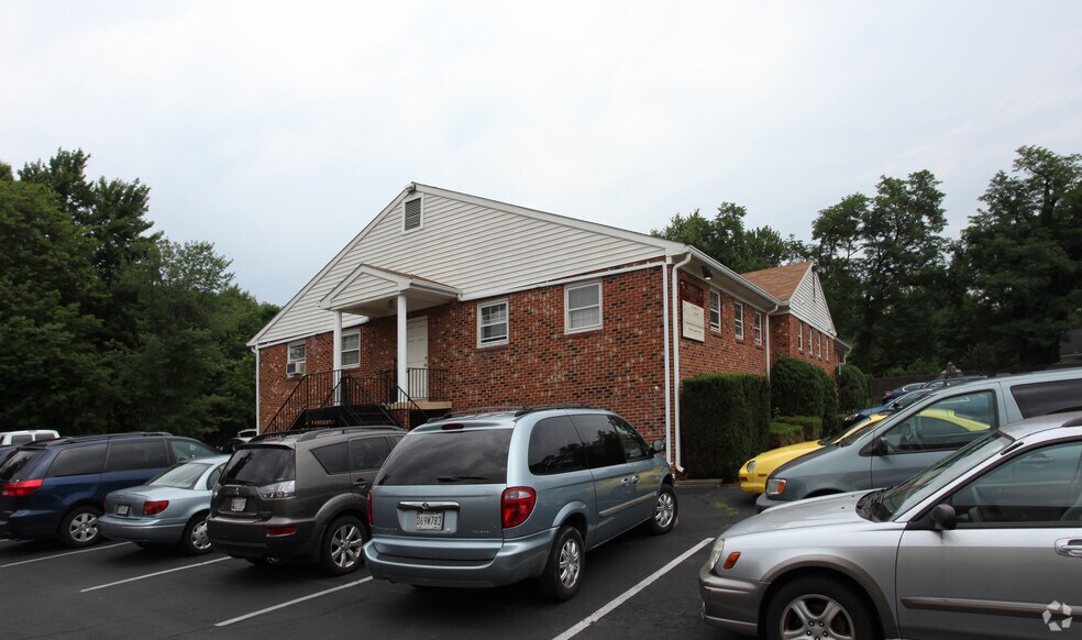 13-15 E Deer Park Dr, Gaithersburg, MD à vendre - Photo de l’immeuble – Image 3 sur 5