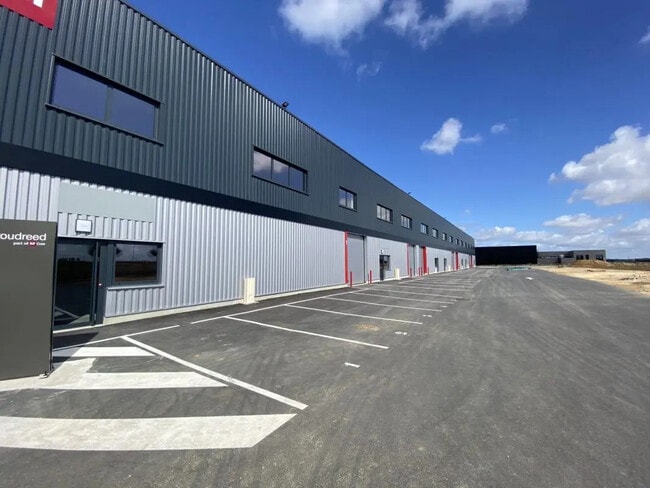 Plus de détails pour Industriel/Logistique à louer