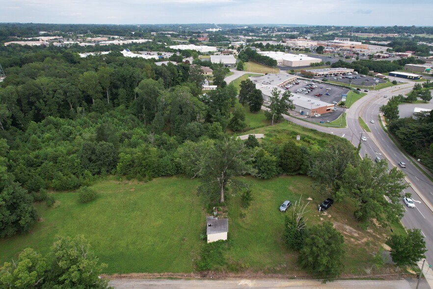 612 Mount Cross Rd, Danville, VA à vendre - Photo de l’immeuble – Image 3 sur 25