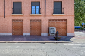 Paseo Val, 1, Alcalá de Henares, Madrid à louer Photo intérieure– Image 2 sur 2