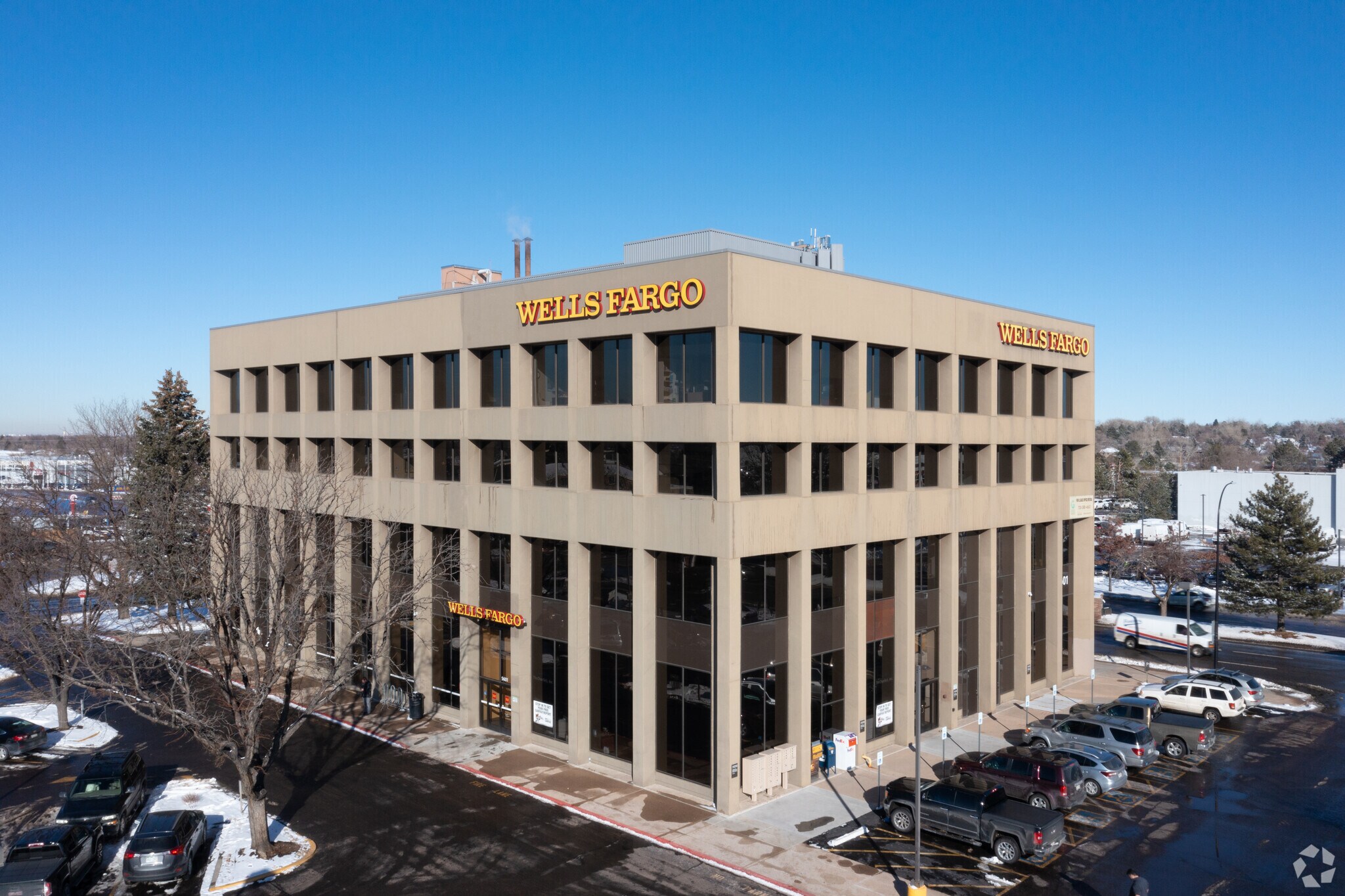 5601 S Broadway, Littleton, CO à louer Photo principale– Image 1 sur 12