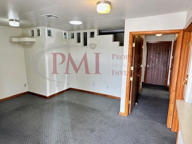 1655 S Don Roser Dr, Las Cruces, NM à louer - Photo de l’immeuble – Image 3 sur 24