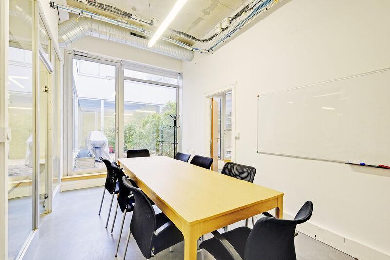 Bureau dans Montrouge à louer - Photo de l’immeuble – Image 3 sur 17