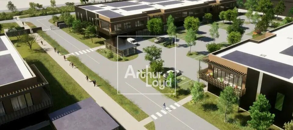 Local d’activités dans Brie-Comte-Robert à louer - Photo de l’immeuble – Image 3 sur 8