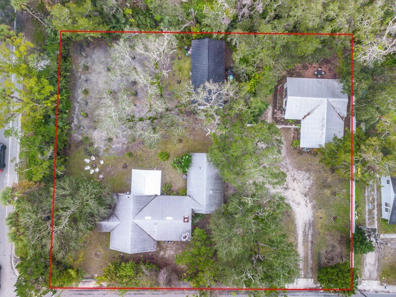 801 Canal St, New Smyrna Beach, FL à vendre - Photo de l’immeuble – Image 3 sur 42
