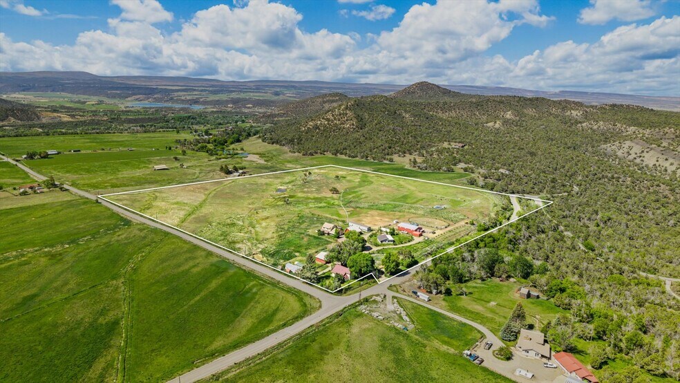 41990 Cottonwood Creek Rd, Crawford, CO à vendre - Photo de l’immeuble – Image 3 sur 75