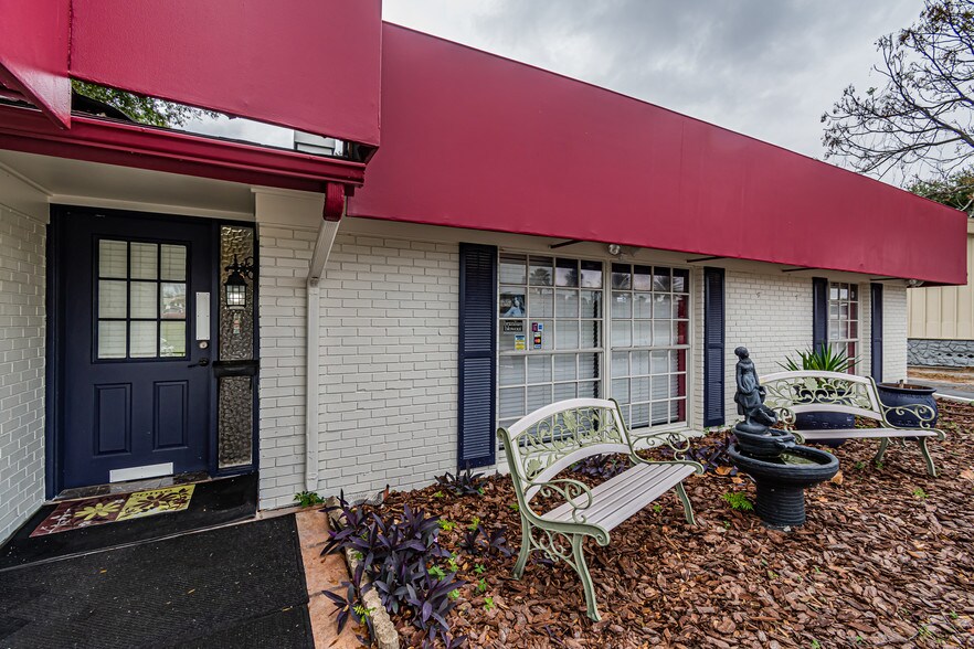 264 E Altamonte Dr, Altamonte Springs, FL à louer - Photo de l’immeuble – Image 3 sur 11