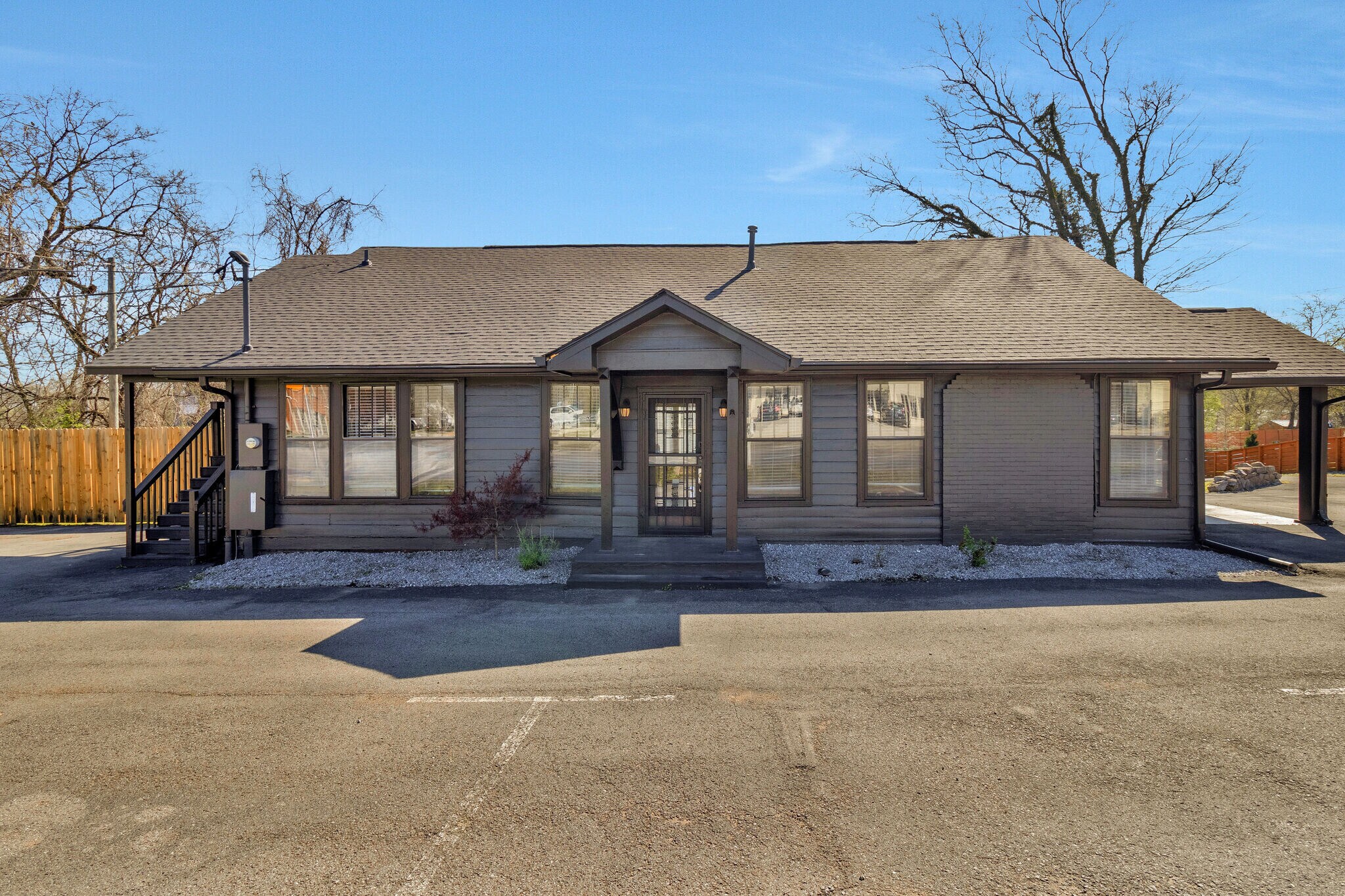 131 Donelson Pike, Nashville, TN à louer Photo principale– Image 1 sur 58