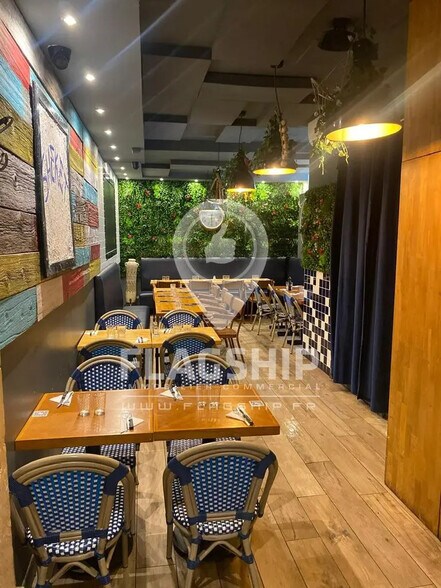 Local commercial dans Paris à louer - Photo intérieure – Image 1 sur 4