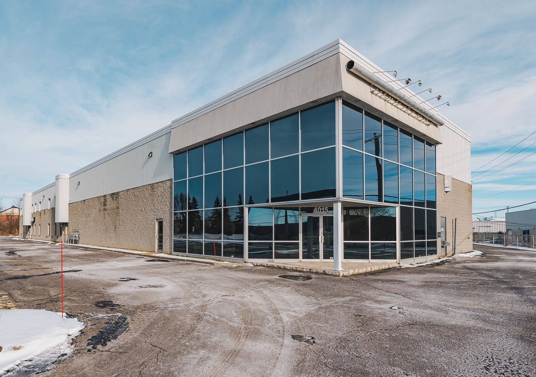 4015-4045 Rue Garand, Laval, QC à louer Photo de l’immeuble– Image 1 sur 4
