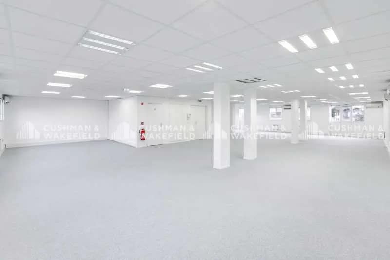 25 Rue Greffülhe, Levallois-Perret à louer - Photo de l’immeuble – Image 2 sur 7