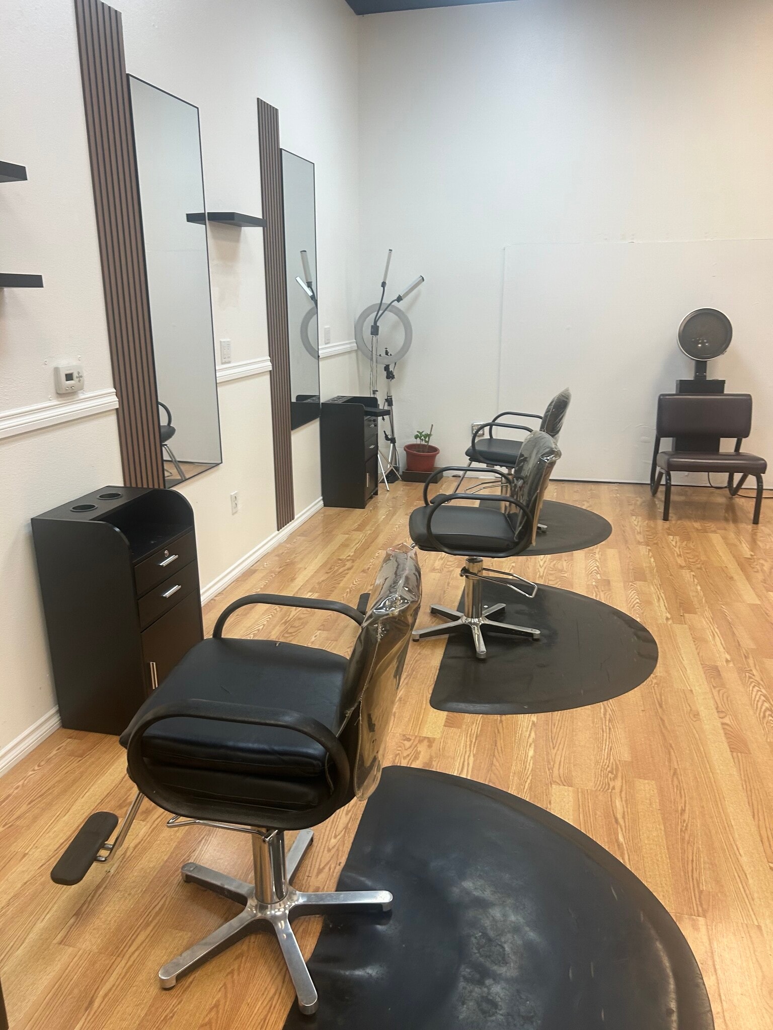 15526 Paramount Blvd, Paramount, CA à louer Photo intérieure– Image 1 sur 3