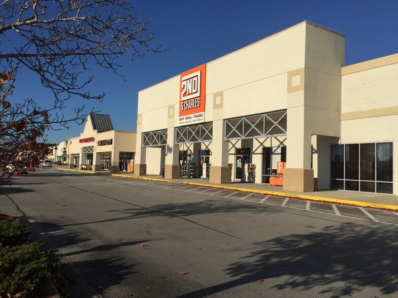 1250 Western Blvd, Jacksonville, NC à louer - Photo de l’immeuble – Image 3 sur 3