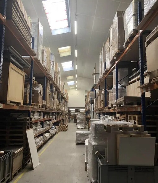 Bureau dans Artigues-près-Bordeaux à louer - Photo intérieure – Image 2 sur 4