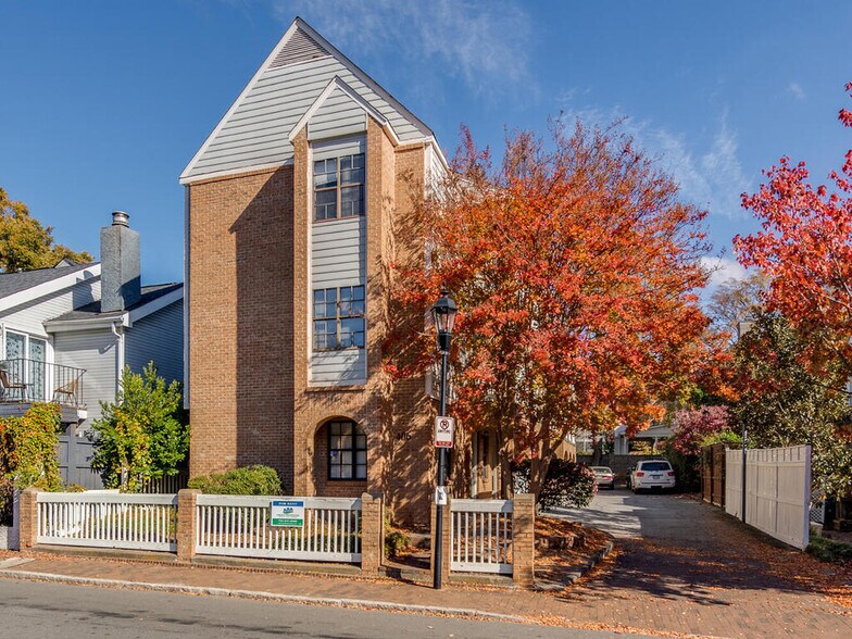 406 W 9th St, Charlotte, NC à vendre - Photo de l’immeuble – Image 3 sur 14