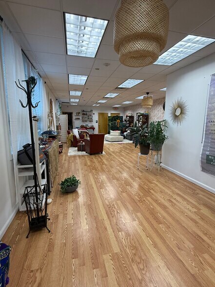 1547 N 9th St, Stroudsburg, PA à louer - Photo de l’immeuble – Image 2 sur 8