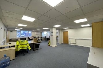 12 Tallon Rd, Brentwood à louer Photo intérieure– Image 1 sur 3