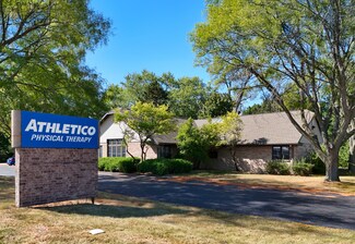 Plus de détails pour 3616 N Main St, Rockford, IL - Bureau à vendre