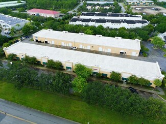 Plus de détails pour 660 NW Enterprise Dr, Port Saint Lucie, FL - Industriel/Logistique à louer