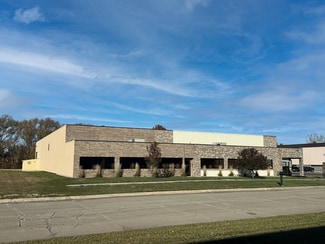 Plus de détails pour 15721-15695 Leone Dr, Macomb, MI - Industriel/Logistique à louer