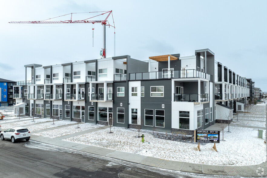 151-181 Skyview Bay NE, Calgary, AB à louer - Photo de l’immeuble – Image 3 sur 5