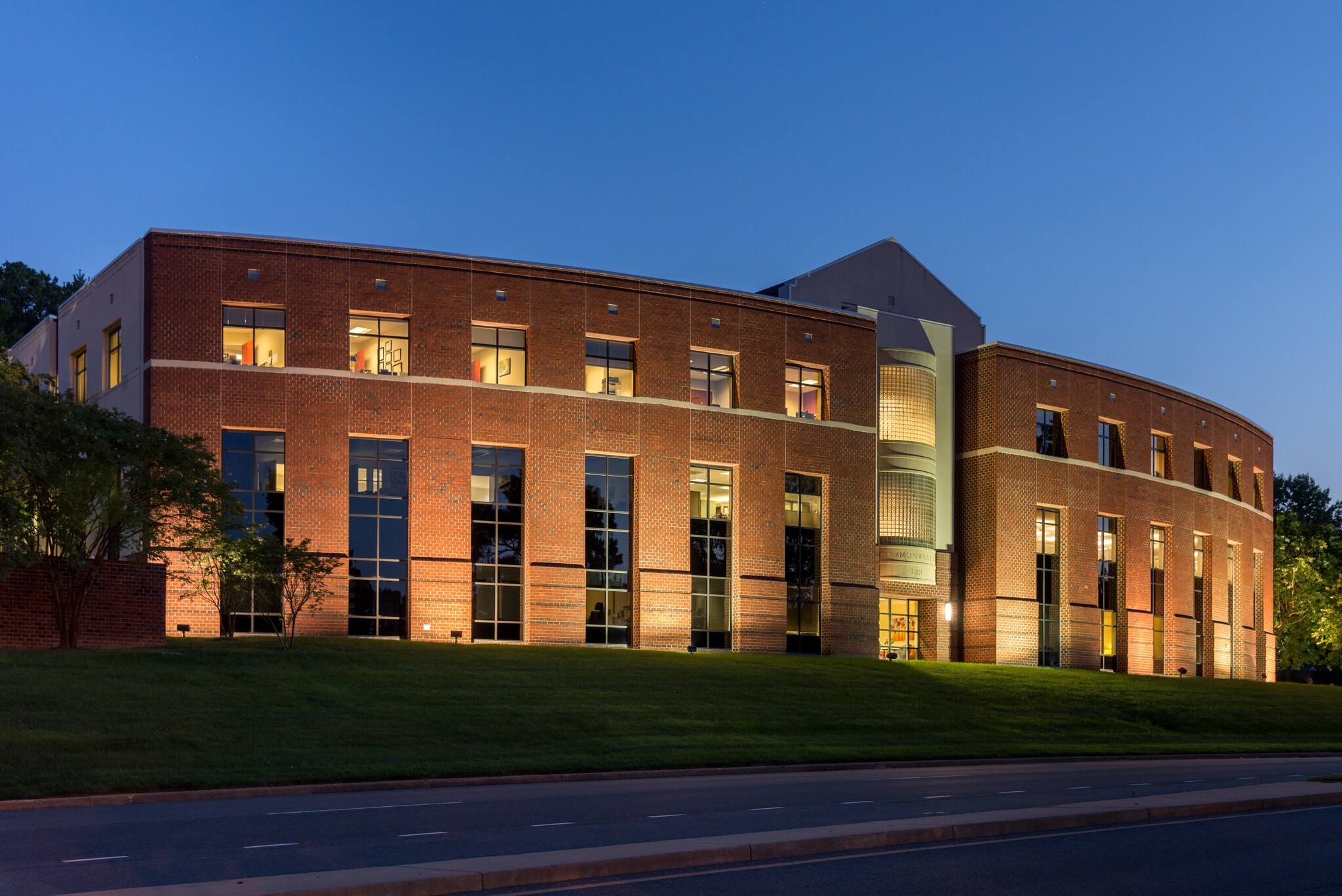 7301 Forest Ave, Richmond, VA à louer Photo principale– Image 1 sur 11