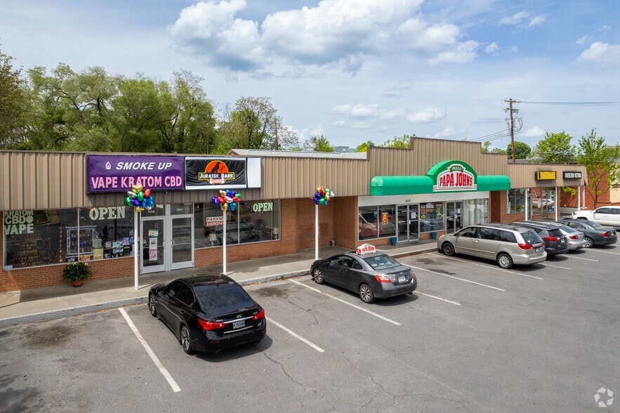 2219-2231 Valley Ave, Winchester, VA à louer - Photo principale – Image 1 sur 9