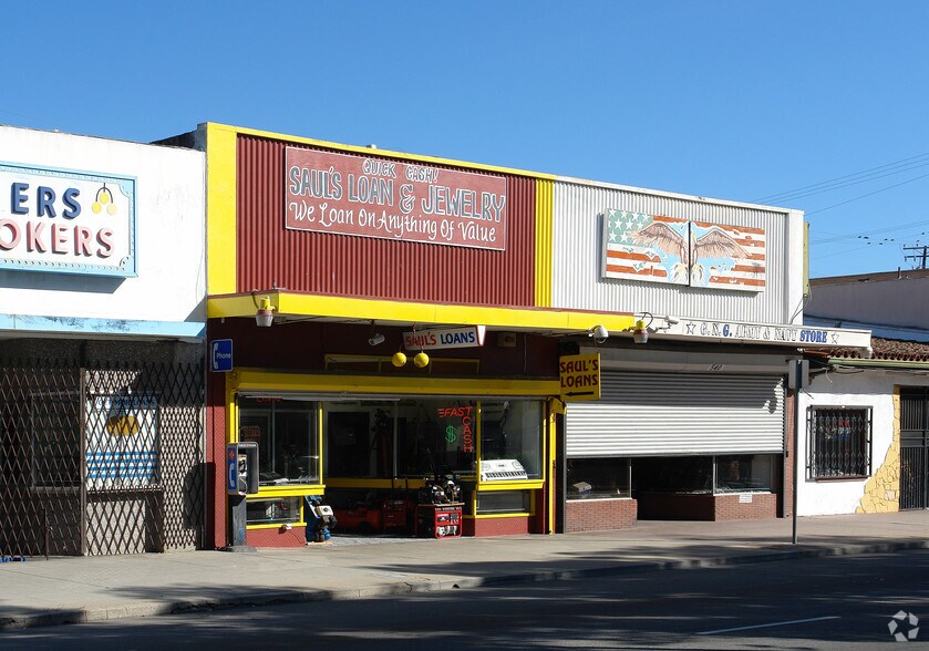 536-540 S Oxnard Blvd, Oxnard, CA à vendre - Photo de l’immeuble – Image 3 sur 4