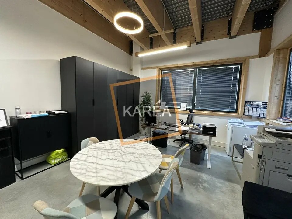 Local d'activités dans Serris à vendre Photo intérieure– Image 1 sur 6