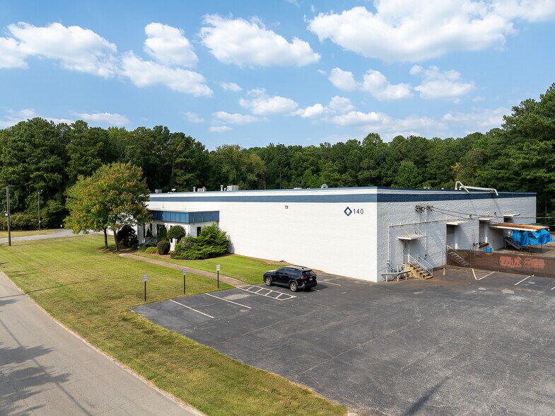 140 Mendel Dr SW, Atlanta, GA à louer - Photo de l’immeuble – Image 2 sur 8