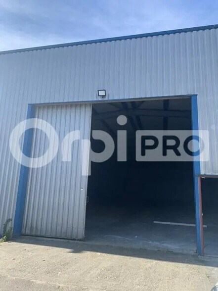 Industriel/Logistique dans Saint-Loubès à louer - Photo de l’immeuble – Image 3 sur 5