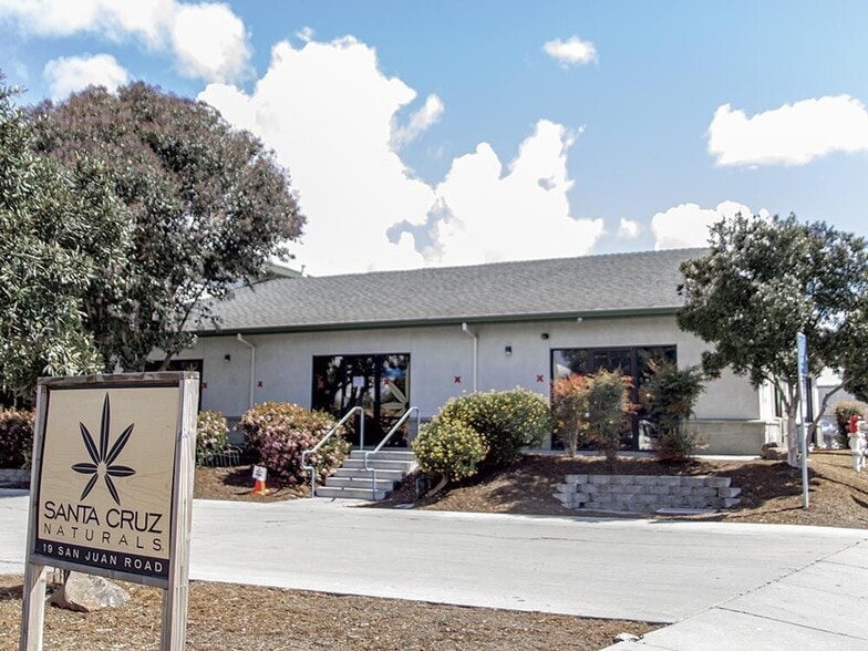 19 San Juan Rd, Watsonville, CA à vendre - Photo de l’immeuble – Image 2 sur 4